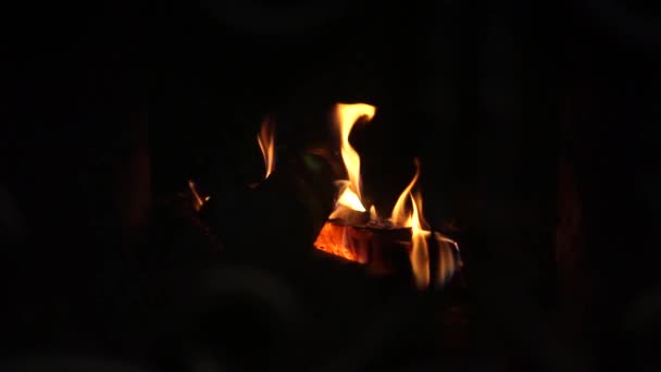 壁炉里的木柴烧着了 慢动作 — 图库视频影像
