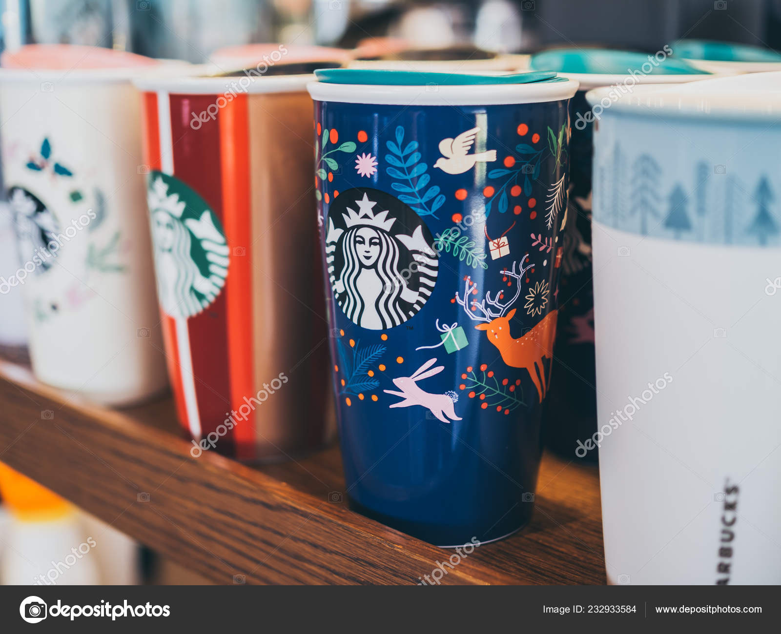 Ayutthaya Thailand December 2018 Colorful Starbucks Coffee Christmas Travel  Mugs – Stock Editorial Photo © tete_escape #232933584