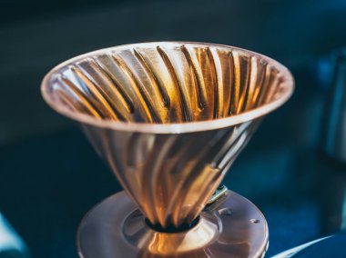 Vintage bakır kahve damlatıcı