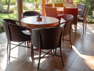 Rattan yemek masası mobilya seti.