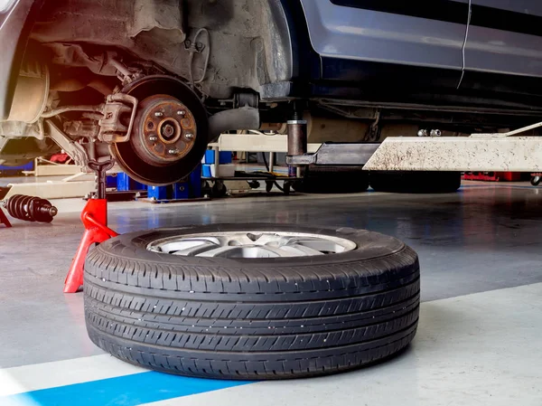 Wheel car waiting for change tires. — Stock Photo, Image