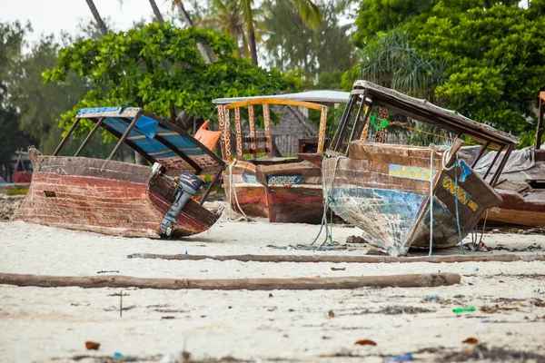 Stone Town Zanzibar Mai 2015 Bateaux Reposant Sur Plage Attente — Photo