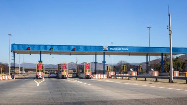 Johannesburg, Güney Afrika, 11 Ağustos - 2018: Toll road giriş.