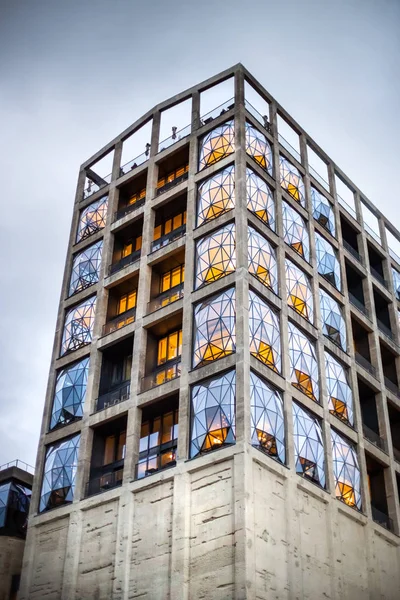 Кейптаун Юар Апреля 2019 Картинная Галерея Стеклянными Фасадами Квартир Над — стоковое фото