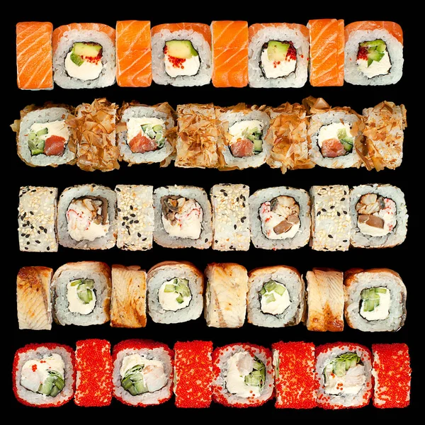 Yuvarlamalar siyah arkaplanda izole edilmiş olarak ayarlandı