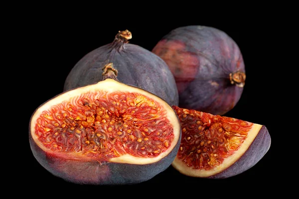 Purple Figo Frutas Closeup Isolado Fundo Preto — Fotografia de Stock