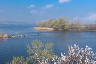 Mevsimlik yatay, Dnepr Nehri yakınında Dnepr city, Ukrayna