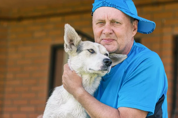 Mutlu Arkadaş Olgun Adam Onun Güzel Genç Köpek Güzel Açık — Stok fotoğraf