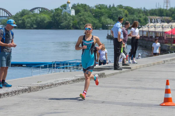 Dnipro Ucrania Junio 2018 Sofiia Tkach Compitiendo Carrera Femenina Durante — Foto de Stock