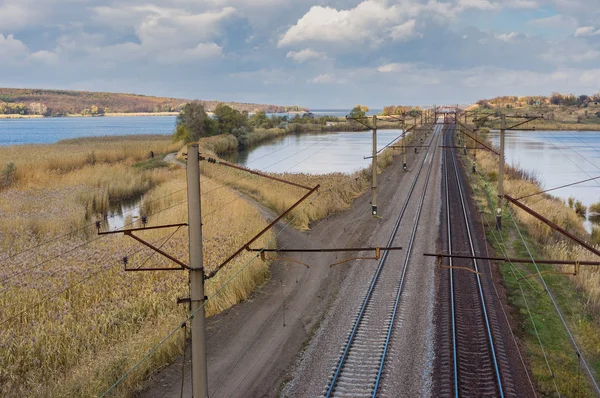 乌克兰中部秋季春季铁路景观 — 图库照片