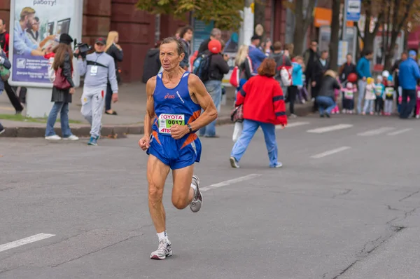 Дніпро Україна Вересня 2016 Senior Учасник Поспішали Фінішу Під Час — стокове фото