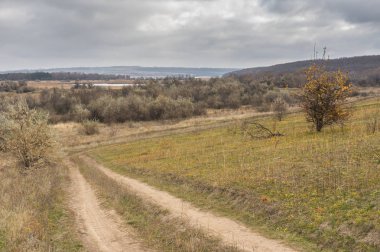 Dnepr nehir geç sonbahar manzara sel-Mishurin Rog köyü yakınlarında, merkezi Ukrayna toprakları