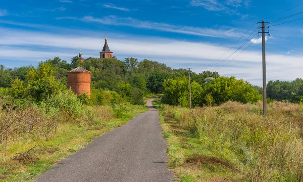 Cesta Kláštera Nejsvětější Trojice Okhtyrka Ukrajina — Stock fotografie