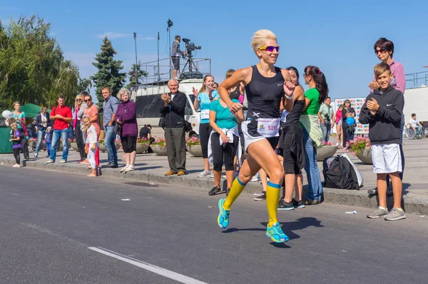 Dnepropetrovsk Ukraine September 2015 Gewinnerin Des Wettbewerbs Run Life Während — Stockfoto