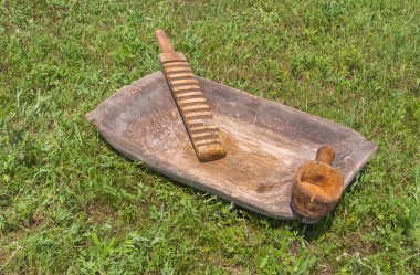 Eski Ukraynalı becerikli alet yıkama - kepçe, yıkama-küvet ve rubel