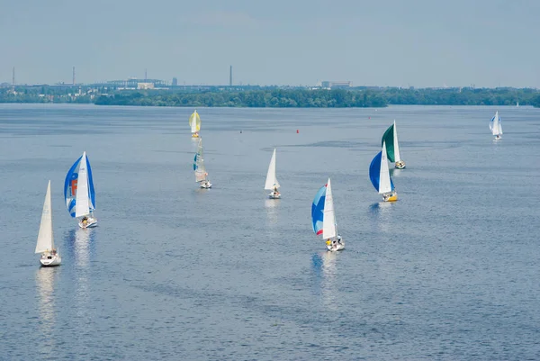 Dnepropetrovsk Ukraine Mai 2010 Course Voile Sur Rivière Dnepr Pendant — Photo