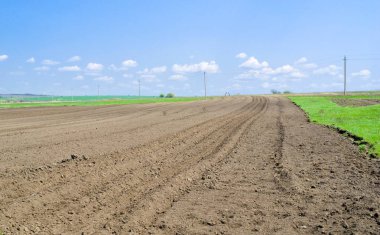 Ukrayna toprak ilkbaharda dikim için hazırlanan.