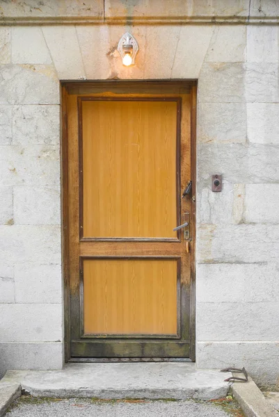 Hintertür Einem Alten Gebäude Geschlossen — Stockfoto