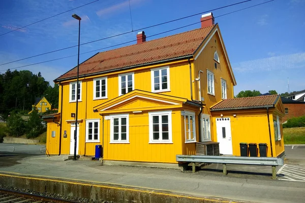 Drangedal Norwegia Czerwca 2018 Drangedal Stacja Kolejowa Znajduje Się Prestestranda — Zdjęcie stockowe