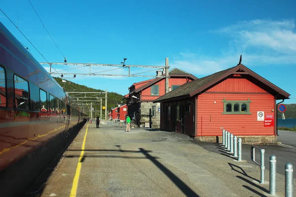 Остенде Норвегия Июня 2018 Года Железнодорожный Вокзал Остенде Линии Остенде — стоковое фото