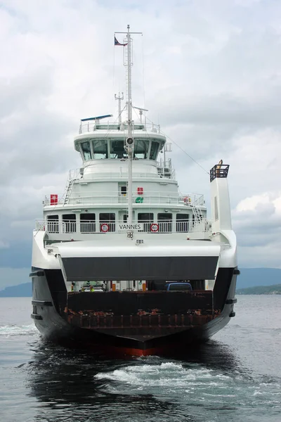 Hjelmeland Norvège Juin 2018 Ferry Quitte Port Hjelmelandsvagen Centre Administratif — Photo