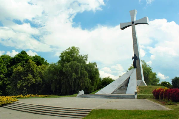 Przemysl Polen Juni 2018 Het Kruis Trust Monument Met Het — Stockfoto