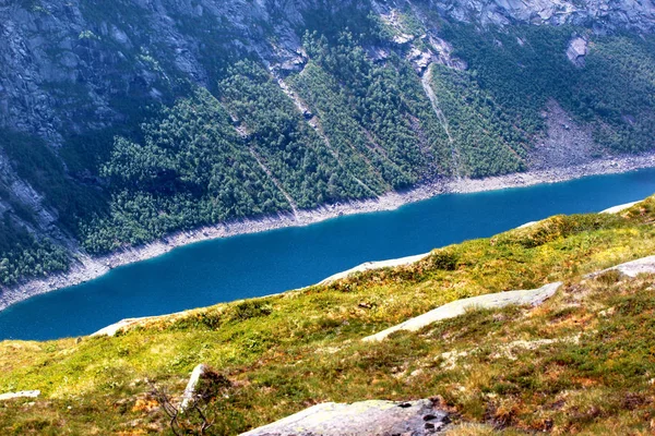 Lago Ringedalsvatnet Sulla Strada Trolltunga Norvegia Bellissimo Paesaggio Scandinavo — Foto Stock