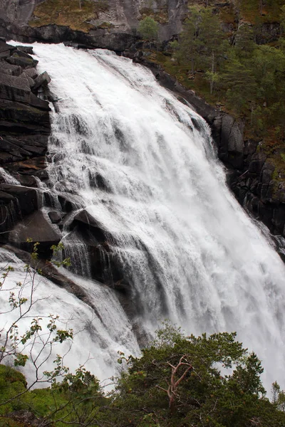 Nyastolfossen Fälle Der Zweite Von Vier Wasserfällen Husedalen Tal Kinsarvik — Stockfoto