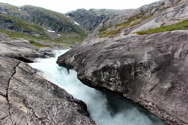 Dar Geçit Kinso Nehri Husedalen Şelaleler Valley Kinsarvik Norveç — Stok fotoğraf