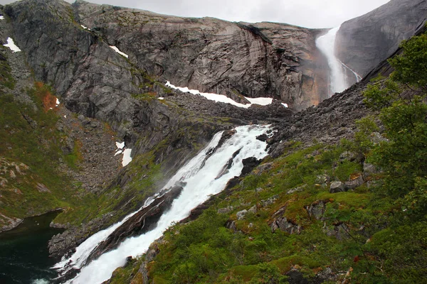 Sotefossen Husedalen Kinsarvik ノルウェーの つの滝のカスケードで最高 — ストック写真