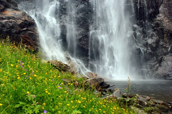 Cascata Skjervsfossen Nella Contea Hordaland Norvegia — Foto Stock