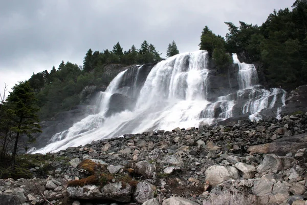 Wasserfall Furebergsfossen Kvinnherad Kreis Hordaland Norwegen — Stockfoto