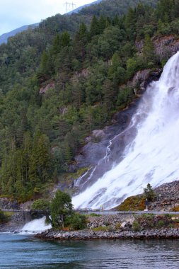 Furebergsfossen Şelalesi Kvinnherad, Hordaland Bölgesi, Norveç