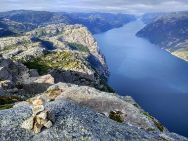 Lysefjord, Norveç'Rogaland taşın Preikestolen (Vaiz minber)