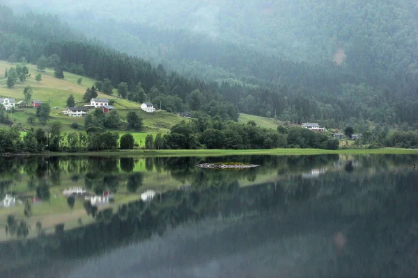 Lago Granvinsvatnet Condado Hordaland Noruega —  Fotos de Stock