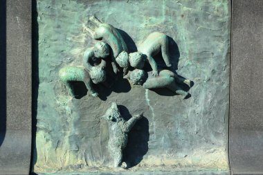 Oslo, Norveç - 26 Haziran 2018: Heykel çalışmaları ve Gustav Vigeland şık Park, popüler turizm Norveç başkenti sanatsal nesneler.