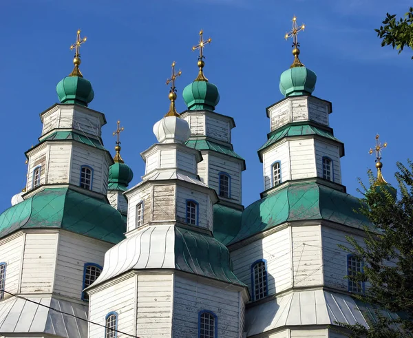 La più grande chiesa di legno dell'Ucraina e patrimonio mondiale dell'UNESCO — Foto Stock