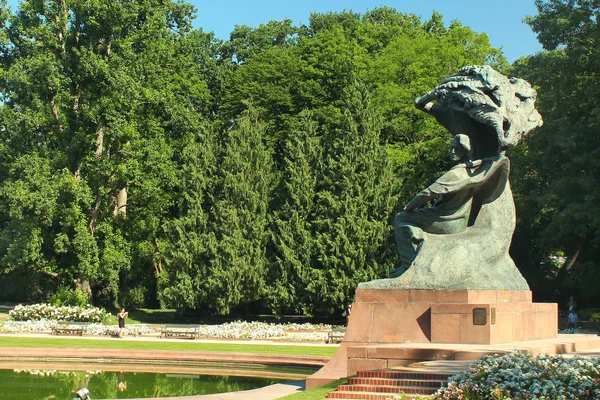 Varsavia Polonia Giugno 2018 Monumento Frederic Chopin Nel Royal Baths — Foto Stock