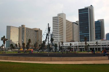 İnsanlar döngüsü, Tel Aviv, İsrail - 7 Aralık 2013: Koşu ve rahatla