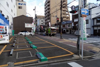 Kyoto, Japonya - 4 Ekim 2017: Merkezi Kyoto otoparkta. KY
