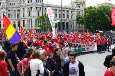  İspanya komünist parti ve sendika merkezi Madrid gösteriler üzerinde Uluslararası İşçi Bayramı.
