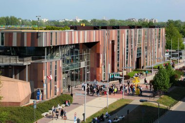 Varşova'daki Copernicus Bilim Merkezi, Polonya.