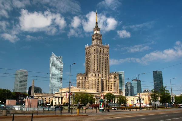 Pałac Kultury i Nauki w Warszawie, Polska. — Zdjęcie stockowe