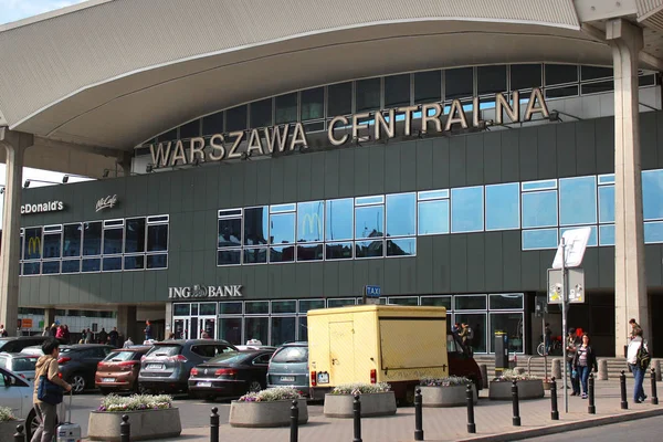Edificio de la Estación Central de Varsovia — Foto de Stock
