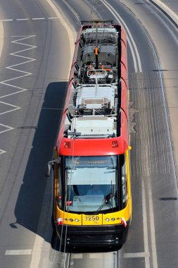 Polonya'nın başkenti Varşova Tramvay toplu taşıma popüler modu.