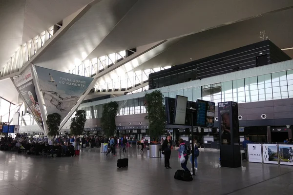 Aeropuerto Internacional Gdansk Lech Walesa en Gdansk, Polonia —  Fotos de Stock