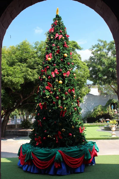 Chiang Mai Thailand December 2019 Kerstboom Sacred Heart Cathedral Een — Stockfoto