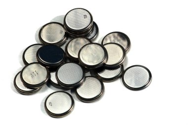 Standart lityum piller, parlak düğme hücreleri. 