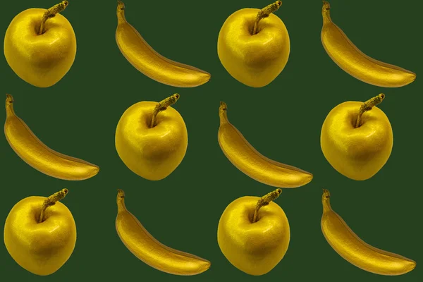 Colagem Maçãs Douradas Bananas Fundo Verde Isolar — Fotografia de Stock