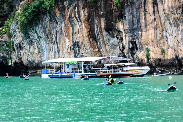 Canoa Andare Scimmie Isola Phuket — Foto Stock